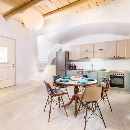 Villa Theona With Private Pool